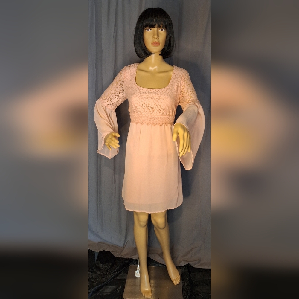 As u Wish/ Medium/ Pink lace Chiffon dress with bell sleeves/
